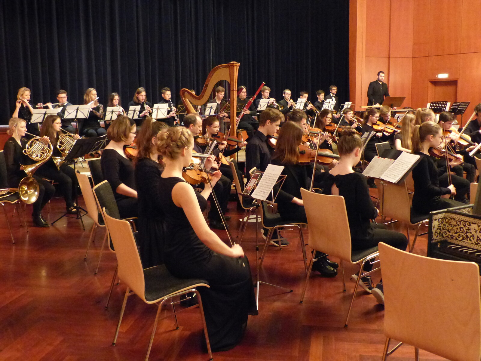 Konzertorchester der Musikschule in der Aula